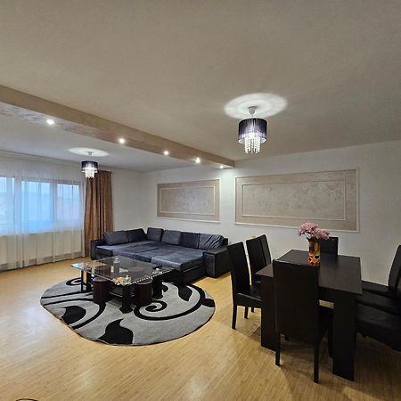 Didi Apartament Craiova Exterior photo